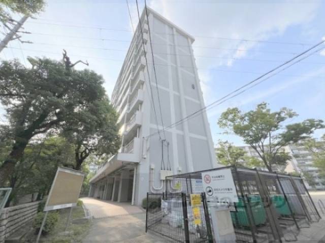 醍醐石田団地6棟外観写真1