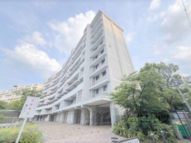 醍醐石田団地6棟外観写真2