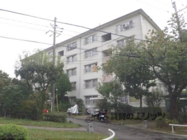 小栗栖北団地25棟外観写真3