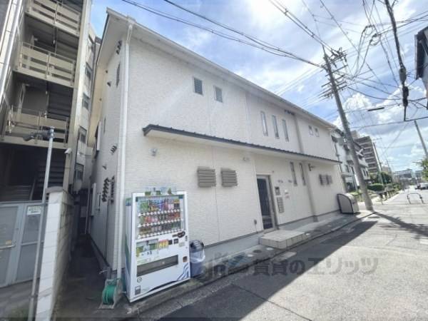 073098の外観写真