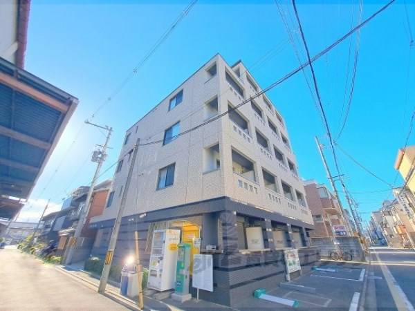 073116の外観写真