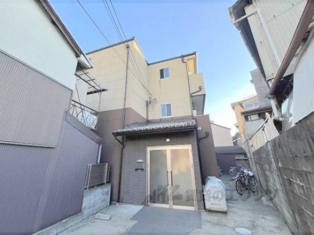 アールグランツ東大路外観写真1