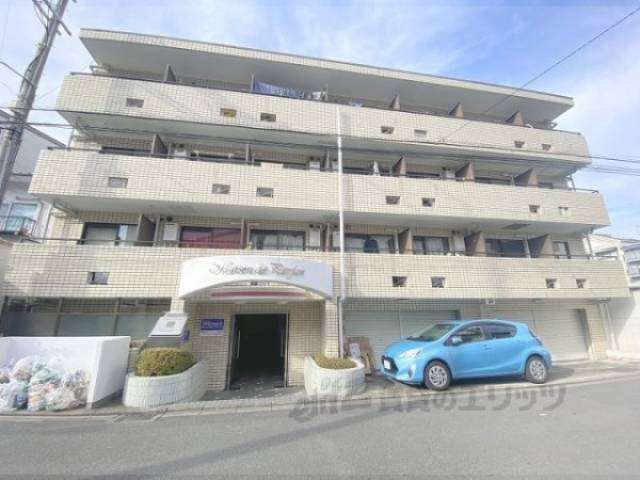 メゾンドパルファン外観写真1