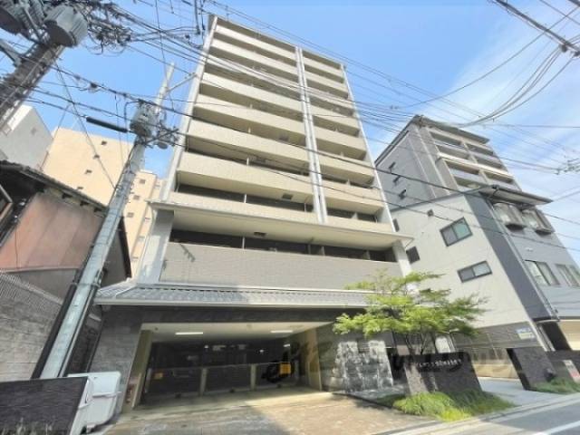 プレサンス京都四条烏丸響外観写真1