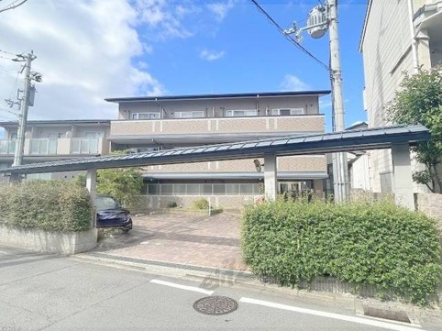 ソレイユ京衣笠外観写真3