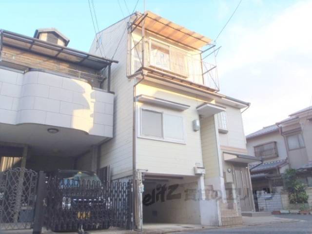貸家外観写真1