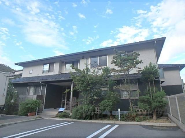 メゾン・ファミール外観写真3