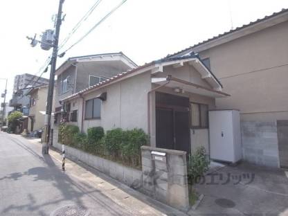 梅津神田町36貸家（公園前貸家）外観写真1