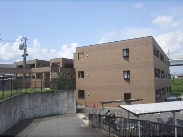 サンライト川向井外観写真2