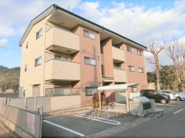 バードレイク北山外観写真3