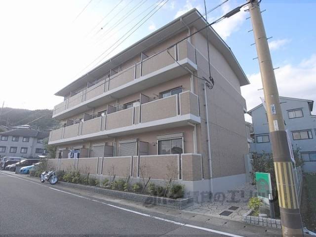 トムズヴィラデスト外観写真2