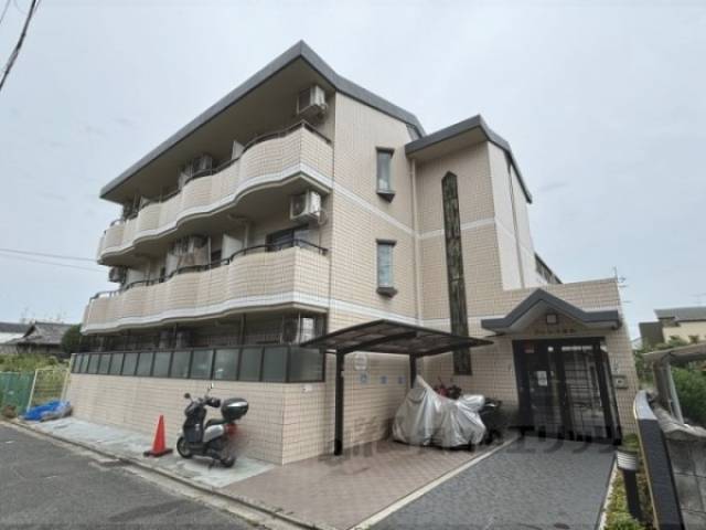 フレンズ墨染外観写真1