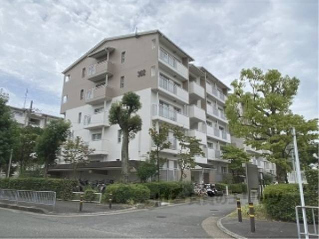 グリーンタウン槇島３０２号棟外観写真2