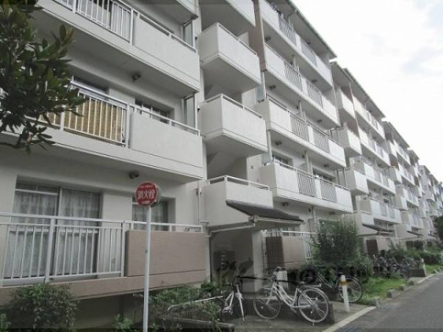 グリーンタウン槇島３０１号棟外観写真3