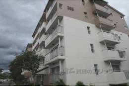 グリーンタウン槇島３０５号棟外観写真