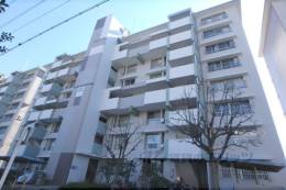 醍醐石田団地32棟外観写真