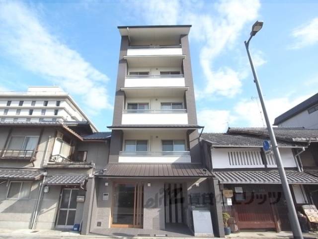 ジュネス二条城外観写真2