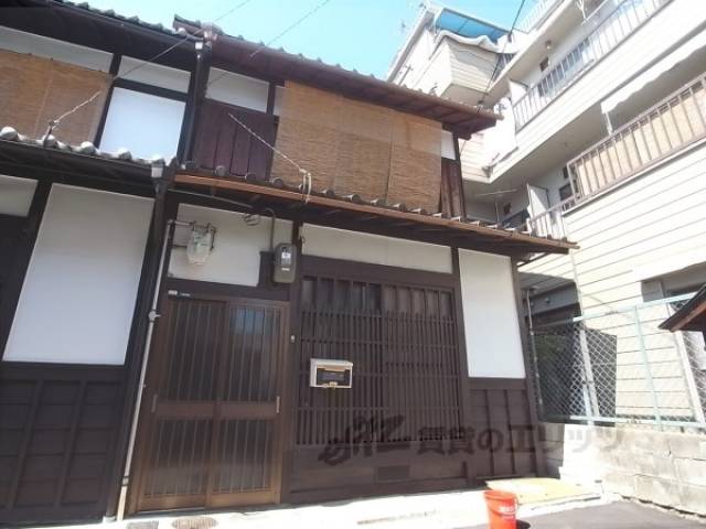 貸家外観写真1