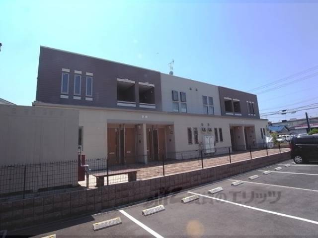 ｕｎｉｖａｌｙ槇島外観写真2