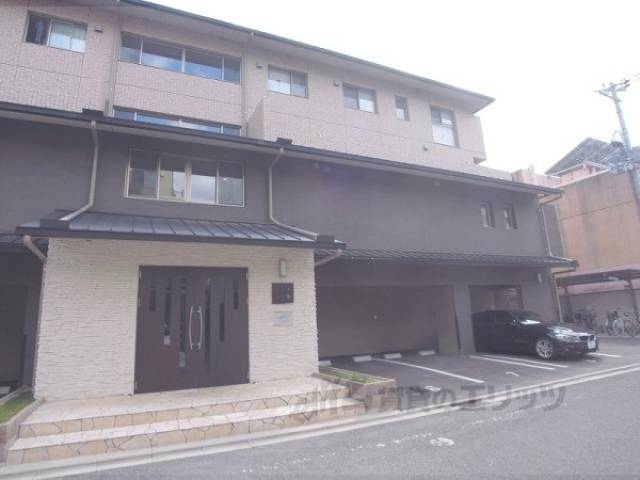 セレーナ白梅町外観写真3