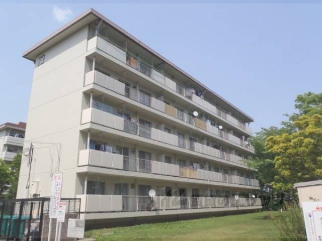 洛西新林団地２３号棟外観写真2