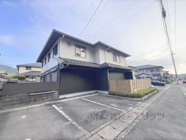 シャーメゾンガーデンズＯＧＵＲＡ外観写真2