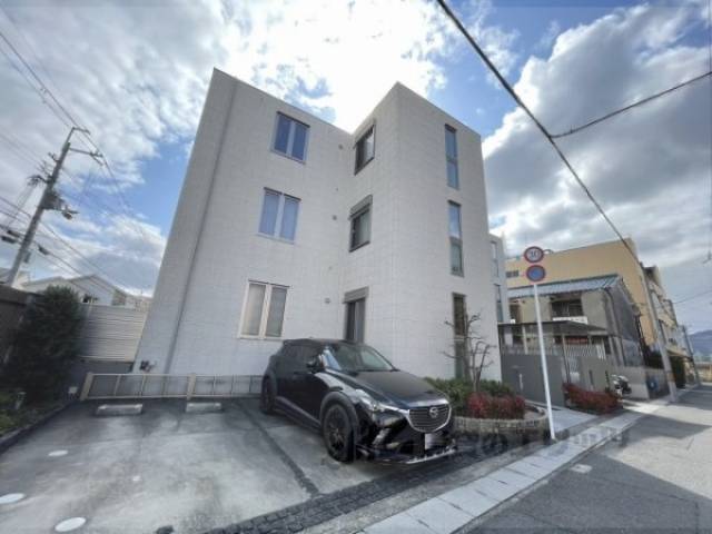 サラ・デ・影石外観写真1