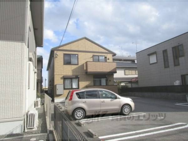 077080の外観写真