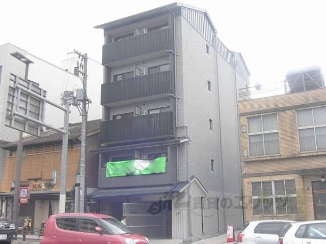 Ｊ＆Ｎ三条神宮前外観写真1