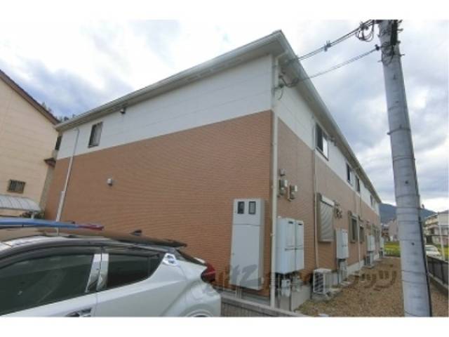 ケーニヒスクローネ外観写真3