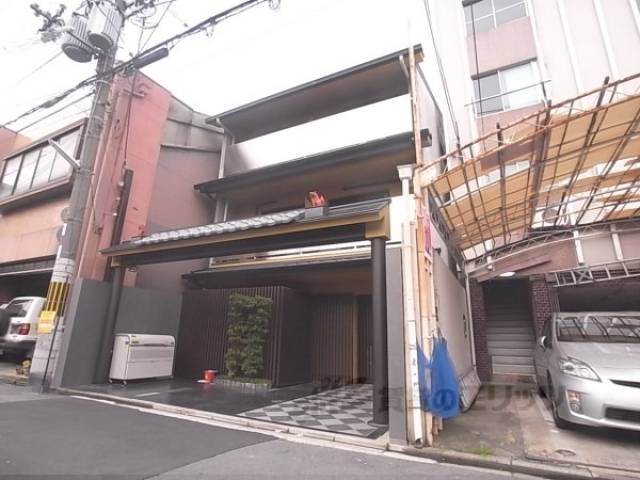ドムール烏丸五条外観写真3