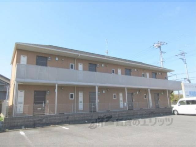 シャーメゾンRISUKE外観写真1