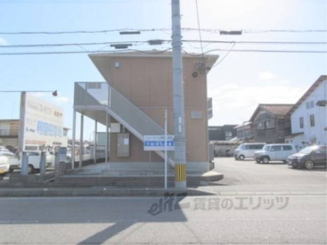 シャーメゾンRISUKE外観写真3