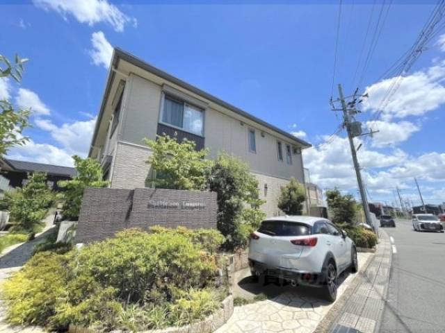 シャーメゾンルンガルノ外観写真2