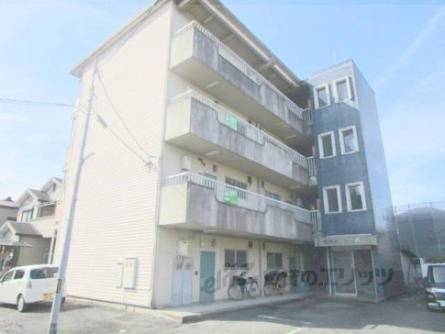 湖東サンコーポ外観写真1