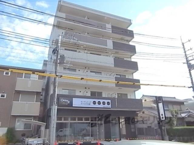 アミティエ山科外観写真2