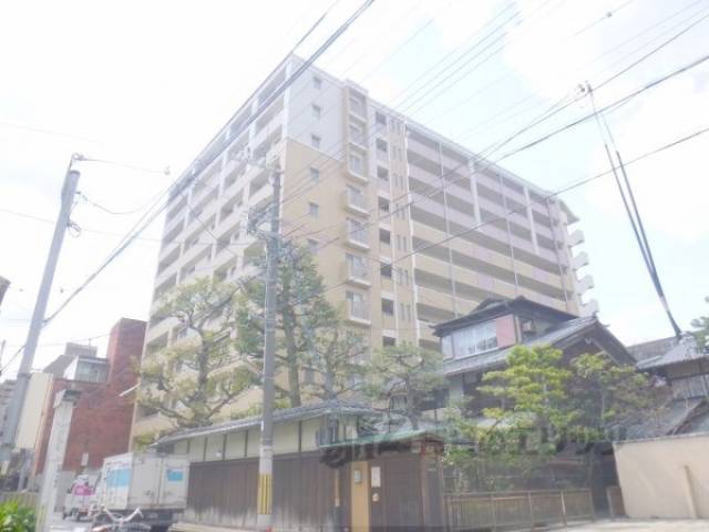 ネバーランド御所南外観写真1