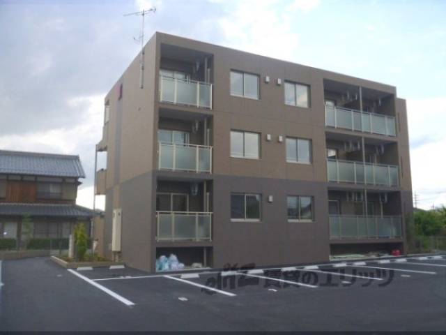 カルムメゾン外観写真1