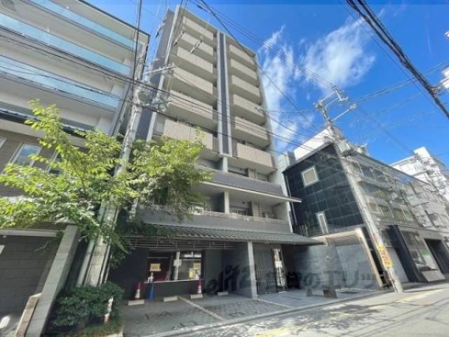 リヴァーク四条烏丸外観写真1