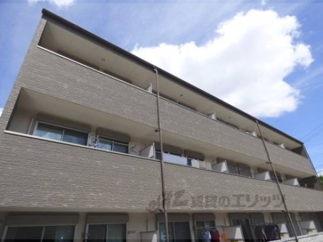 アンプルールフェール樹外観写真2