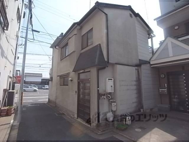 貸家外観写真1