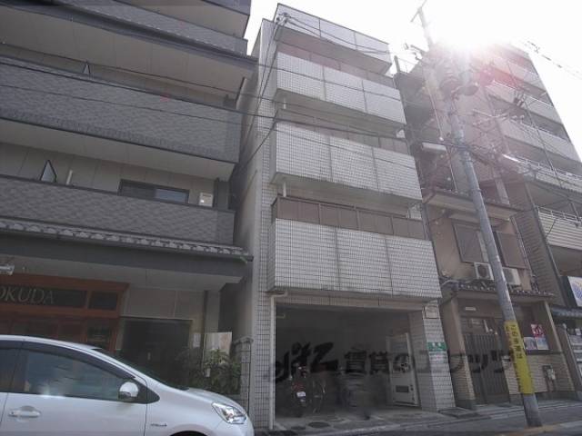 ワークスマンション外観写真1