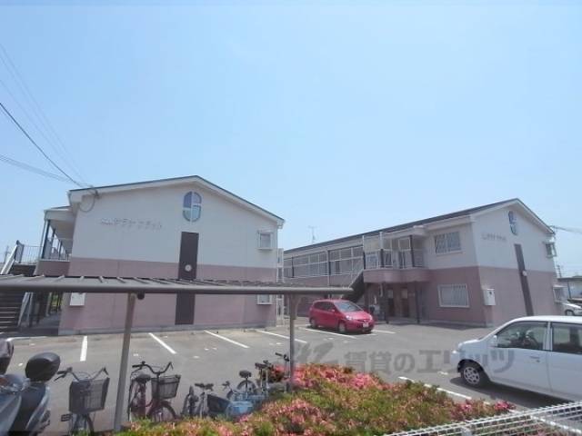 サラナフラット外観写真2