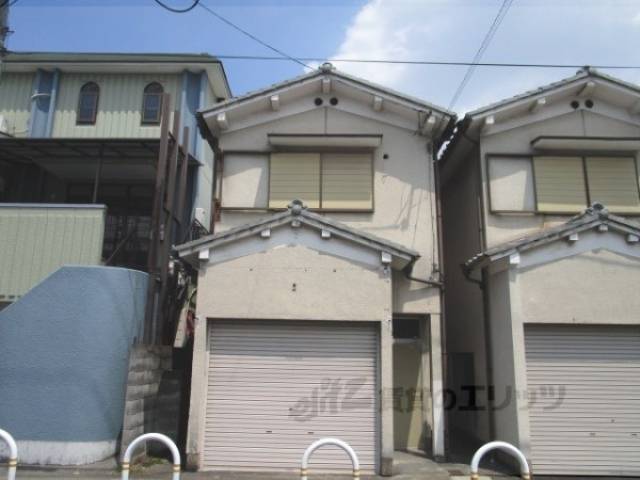 貸家外観写真1
