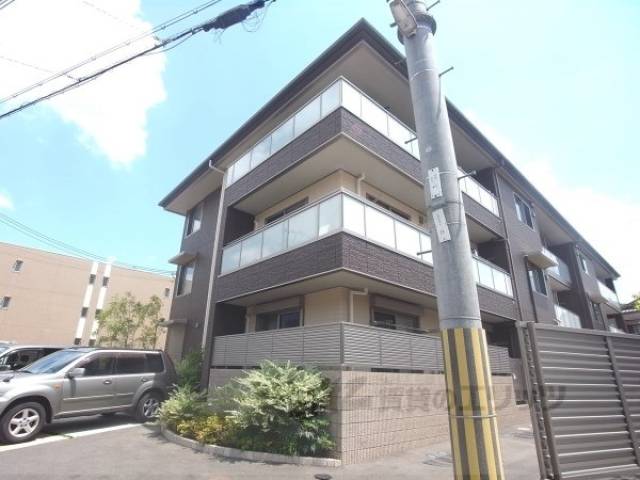 シャーメゾン京都稲荷外観写真3
