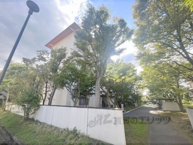 花園団地2号棟外観写真1
