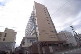 ＵＲ西京極駅前団地外観写真