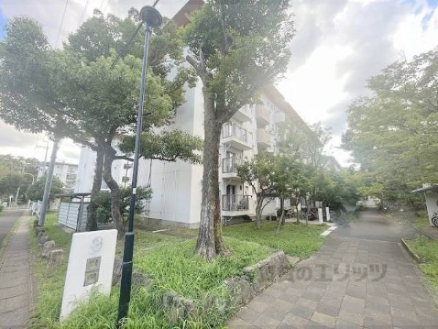 花園団地9号棟外観写真1
