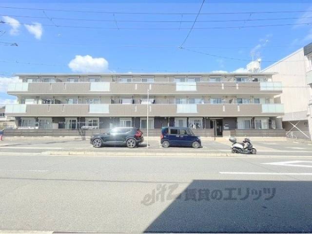 ヴェルドミール・ヴァリ外観写真1