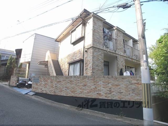 アッパーウエストサイド西賀茂外観写真2